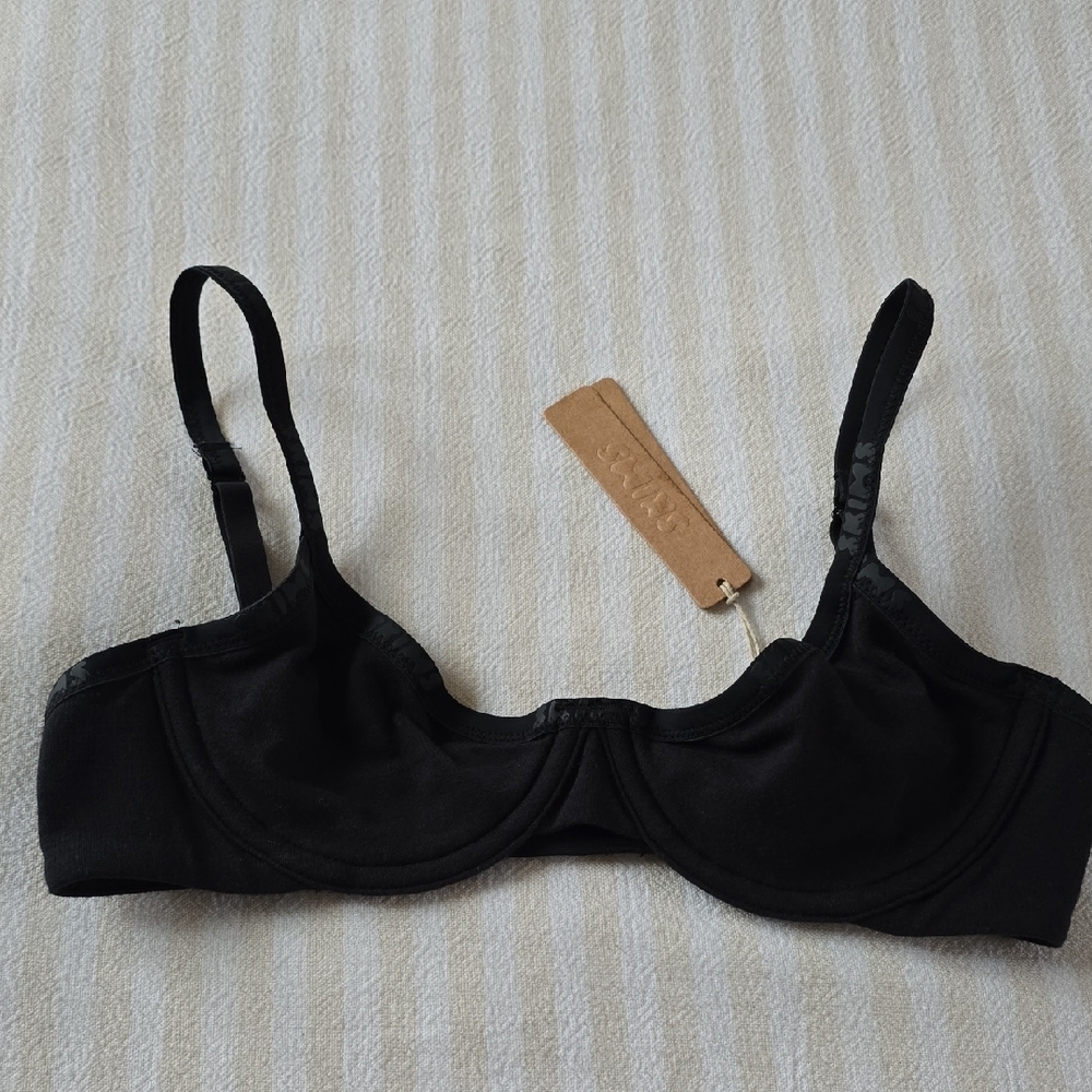 SKIMS Cotton Logo Underwire Demi Bra Size:32A Soot